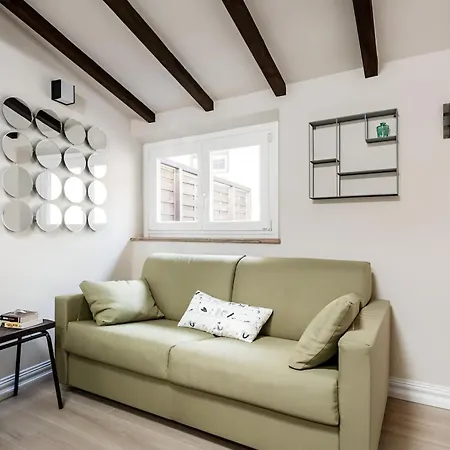 Cortile In Centro - Charm Heart Of Apartament *