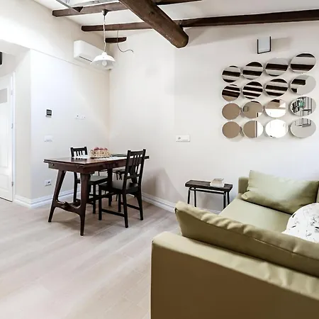 Apartament Cortile In Centro - Charm Heart Of Lukka